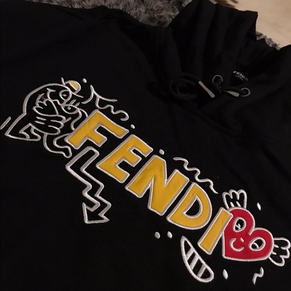 Fendi - Picture 2 of 3